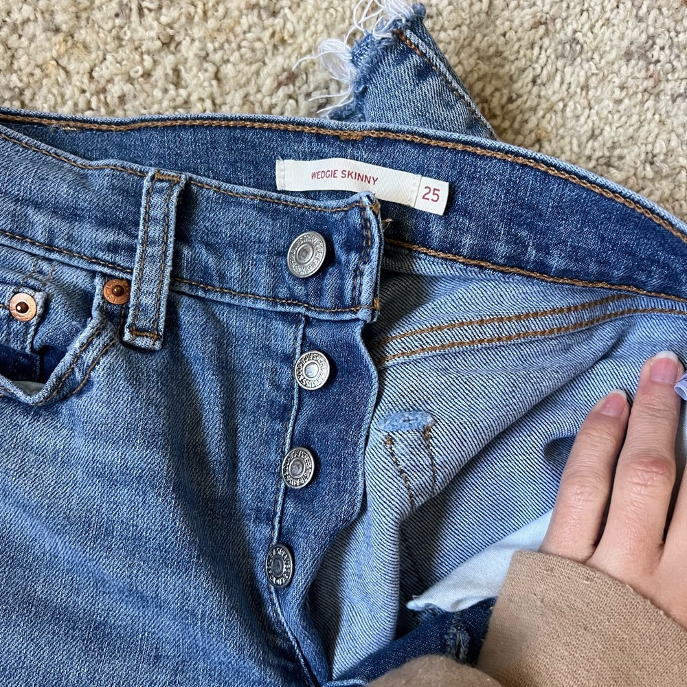 Distressed Blue Jeans - Picture 4 of 5